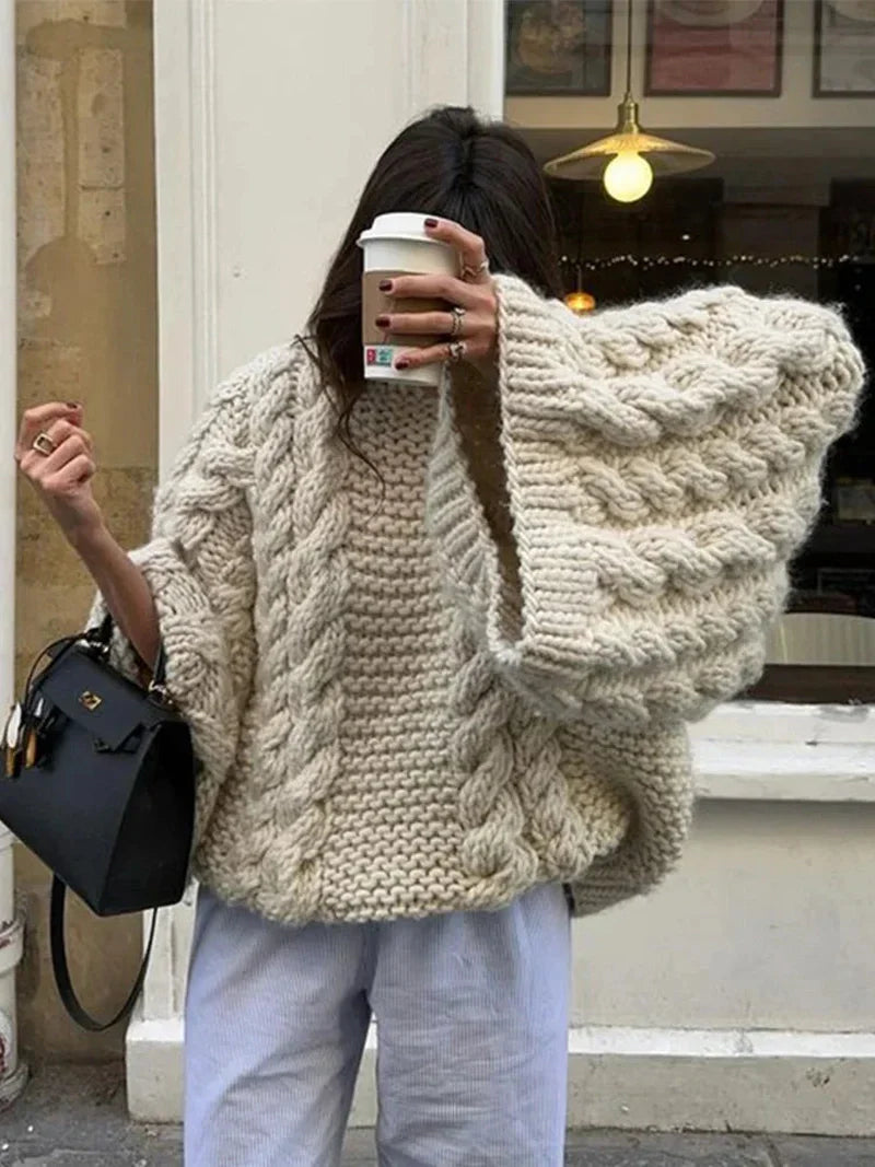 Cotton Blend Pullover – Oversized Shape & Warm Comfort
