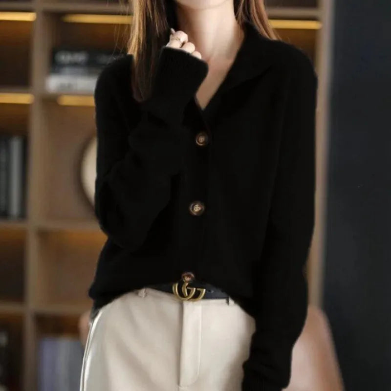 Vest - Sleek Panel Front And Flexible Layering Comfort