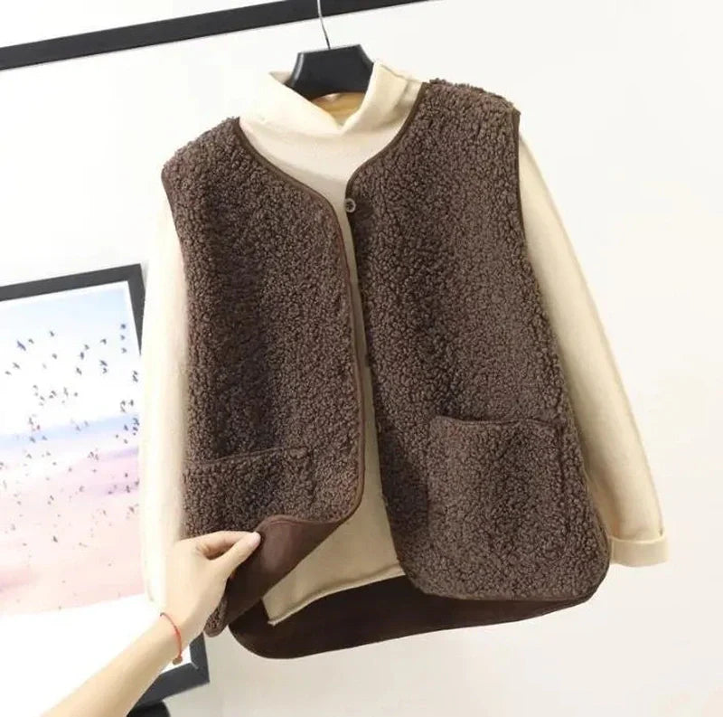 Wool-Blend Vest - Sleeveless Cut And Warm Layering Comfort